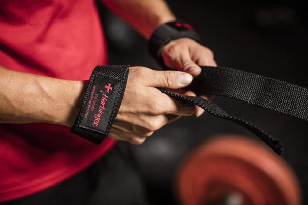 weightlifting-deadlifting-straps-pakistan-1